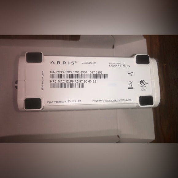 ARRIS SURFboard SB6183 16x4 Docsis 3.0 Cable Internet White Modem Gaming Speed - Picture 2 of 12